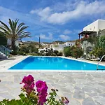 Kalypso Pool At 펜션
