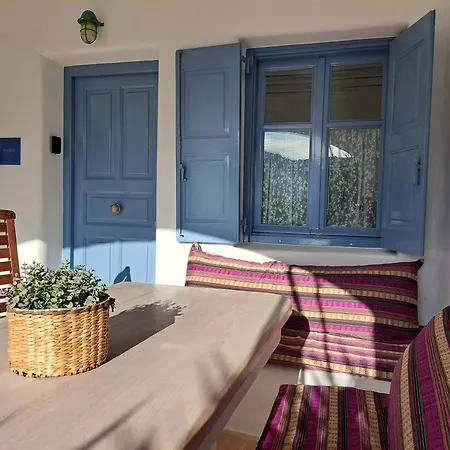 Kalypso Pool At Semesterbostad Ornos (Mykonos)