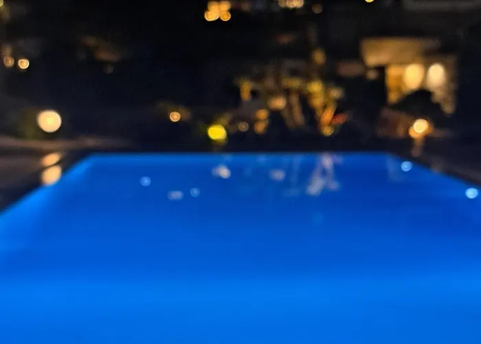 度假居 Kalypso Pool At *